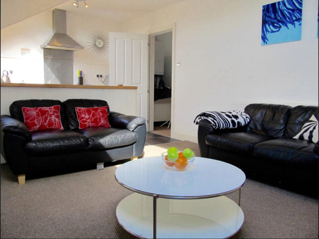 The Hideaway, Victorian Townhouse Apartment With Parking Plymouth Buitenkant foto